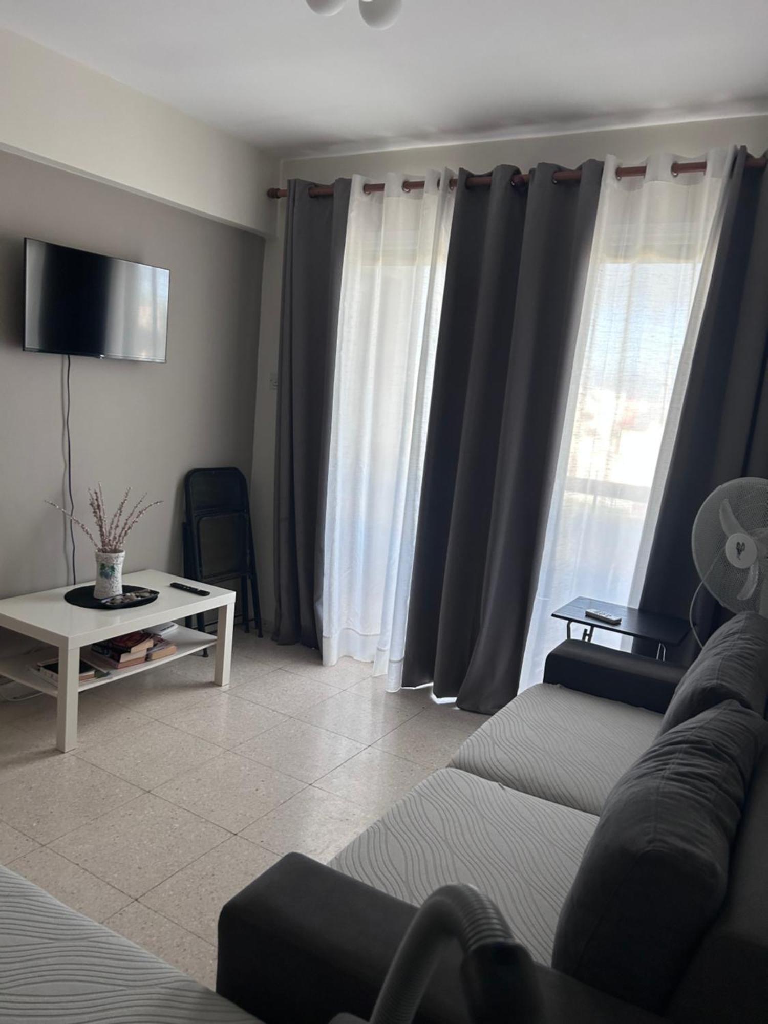 Ptolemaidos Cosy Family Apartment Larnaca Esterno foto